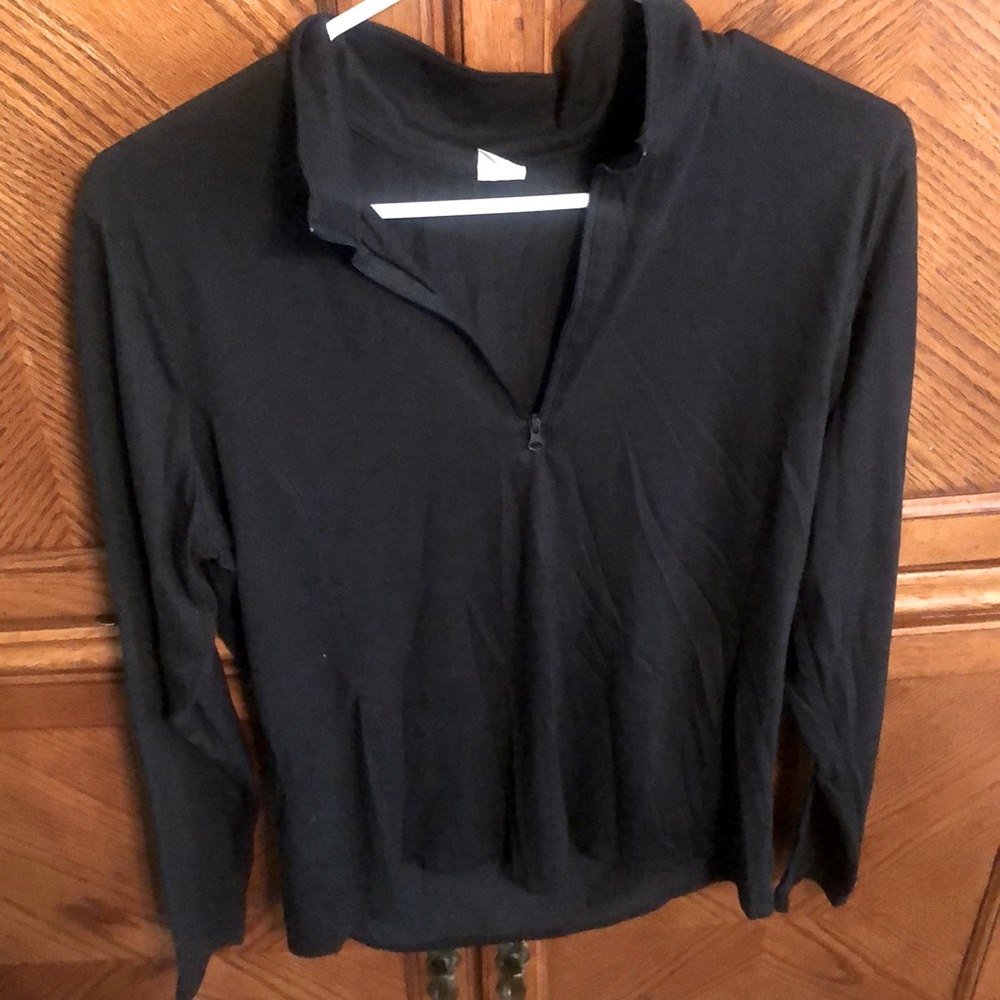 Black 1/4 zip light weight pullover